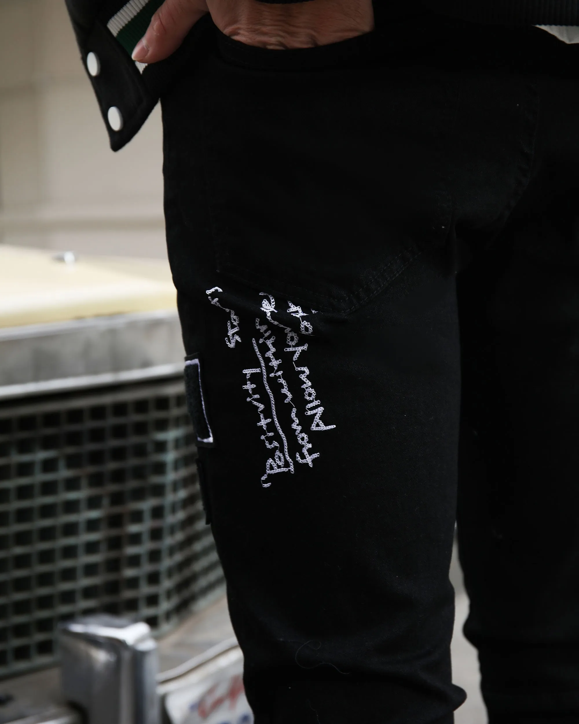 Black Urban Graffiti Embroidery Slim-fit Jeans-Mexico Local Delivery