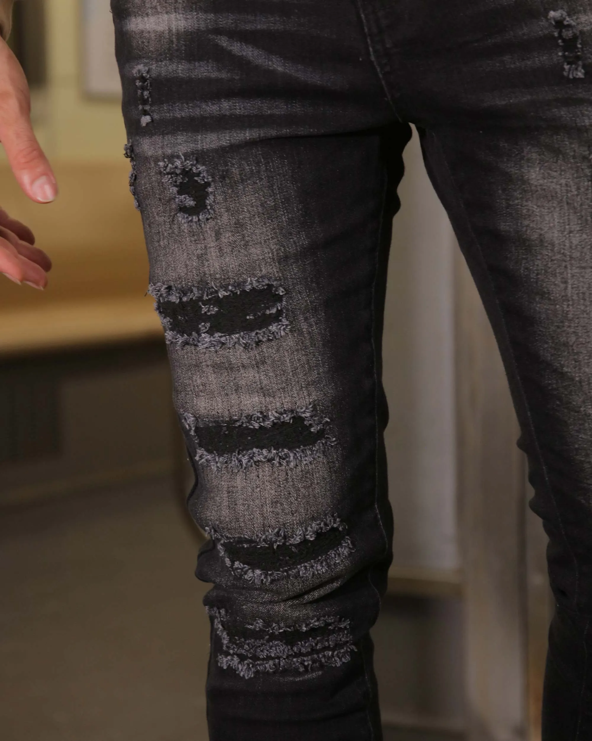 Distressed Black Ripped Jeans with Streetwear Appeal-Mexico Local Delivery