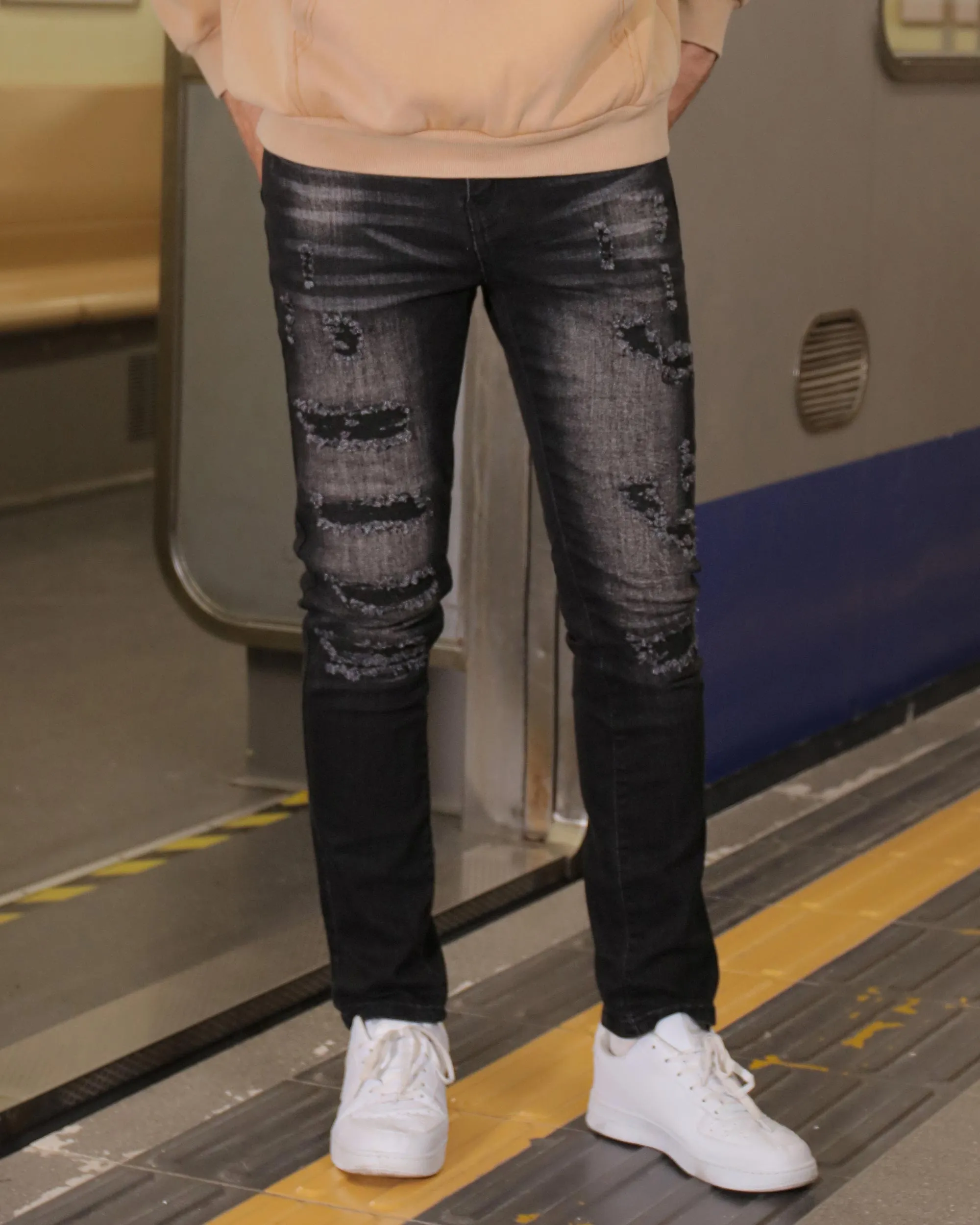 Distressed Black Ripped Jeans with Streetwear Appeal-Mexico Local Delivery
