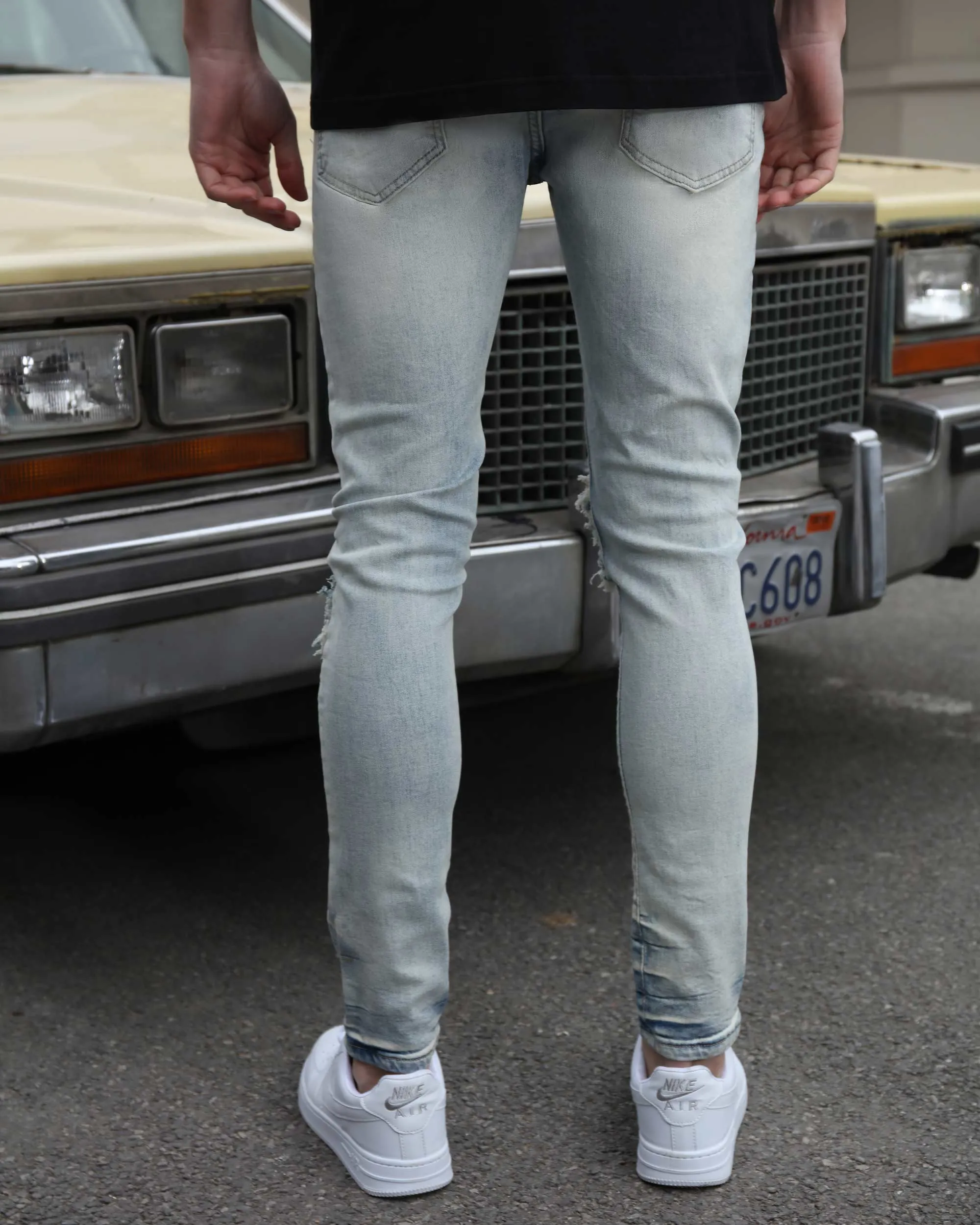 Light Wash Slim Fit Blue Jeans with Graffiti Patch-Mexico Local Delivery